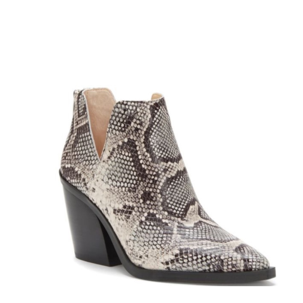 Vince Camuto New Gigietta SnakeSkin Boots Sz 6 1/2